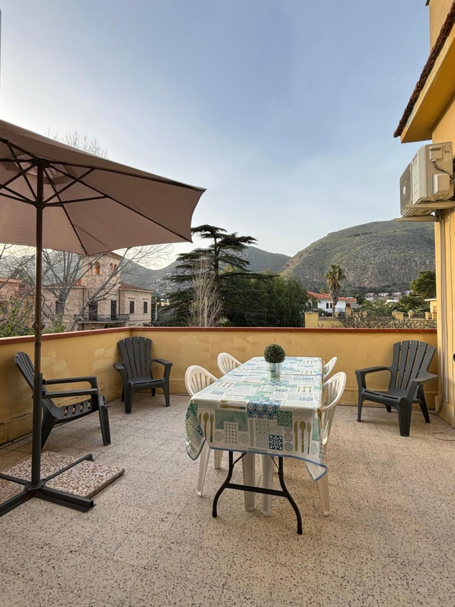 Mondello Sicily House Hotel ภายนอก รูปภาพ