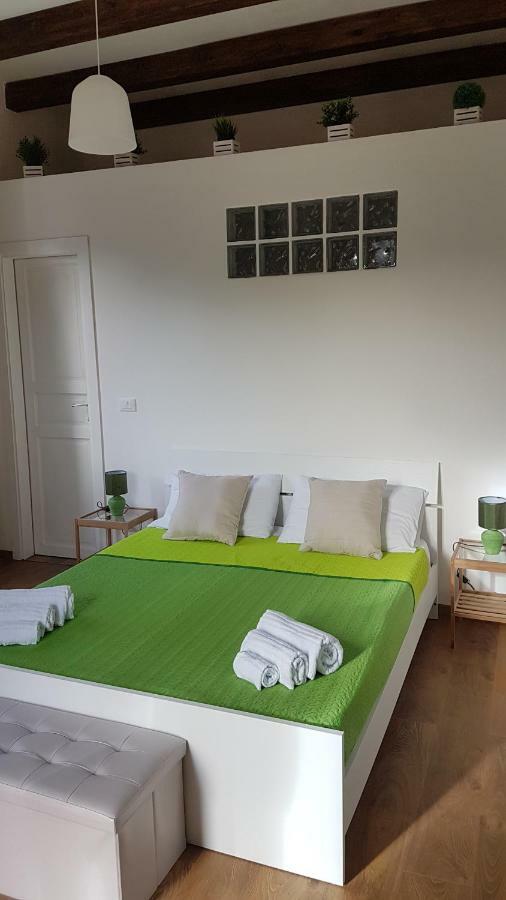 Mondello Sicily House Hotel ภายนอก รูปภาพ