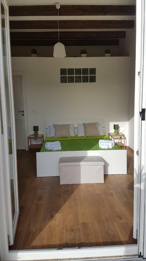 Mondello Sicily House Hotel ภายนอก รูปภาพ