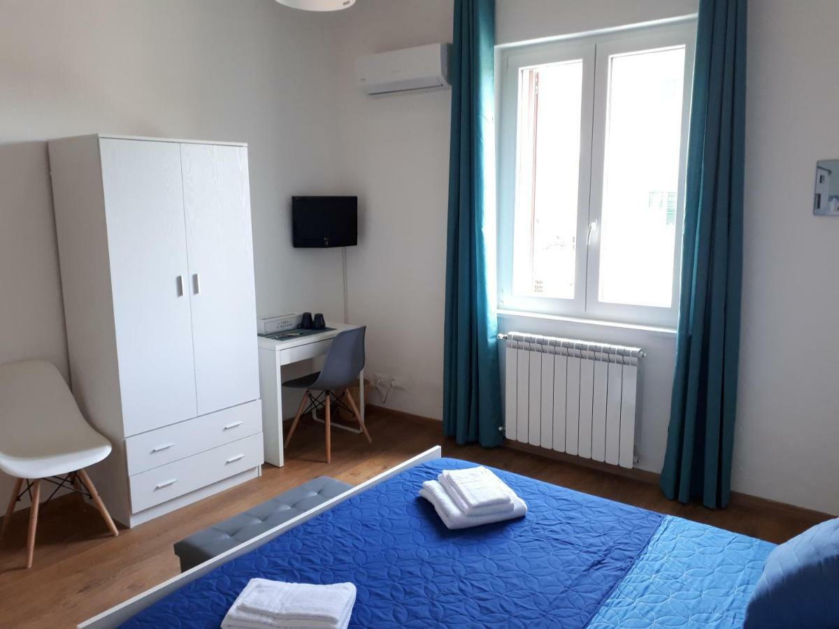 Mondello Sicily House Hotel ภายนอก รูปภาพ