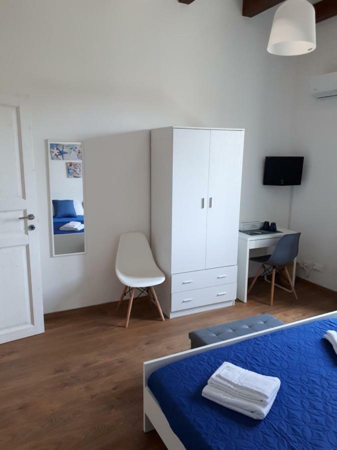 Mondello Sicily House Hotel ภายนอก รูปภาพ